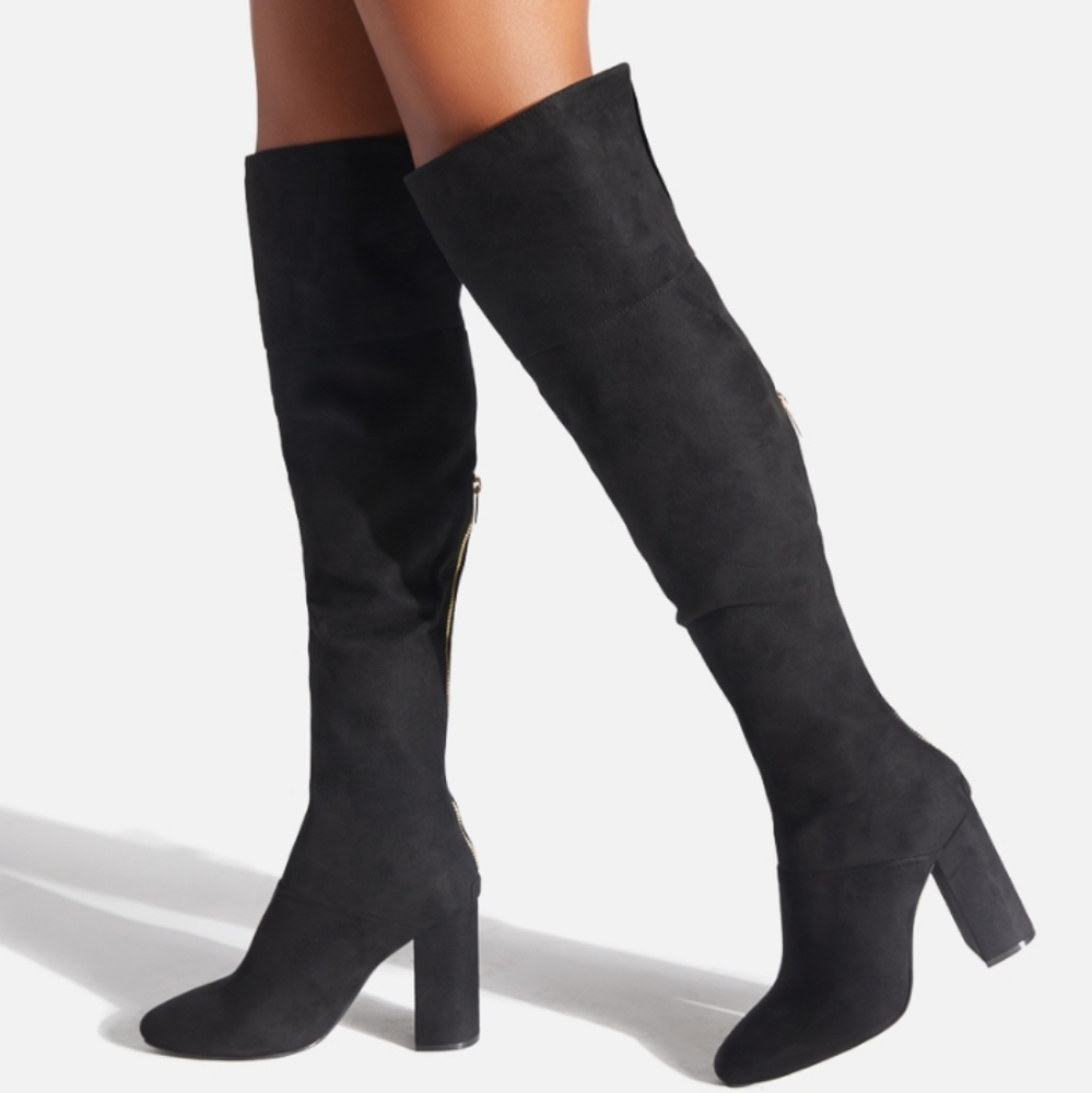 ShoeDazzle Knee High boots size 9